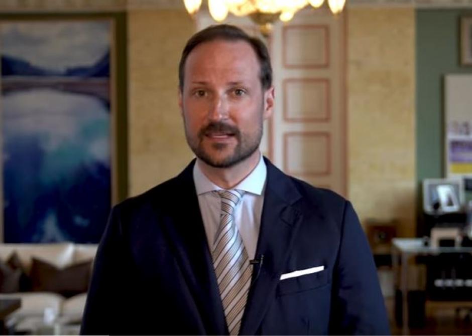 på skup